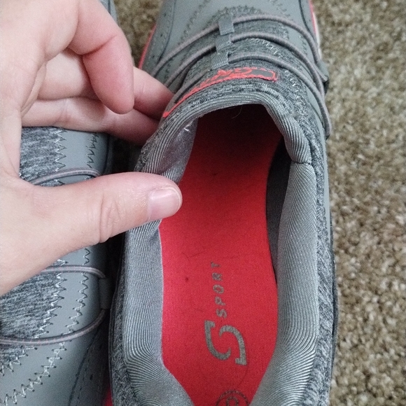 Skechers - Picture 5 of 6